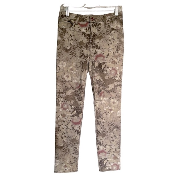 Chico’s Floral Print Slim Jeans | Size XS | So Slimming - Picture 2 of 12